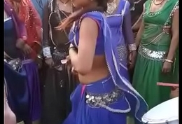 pelu dance by beautyful women